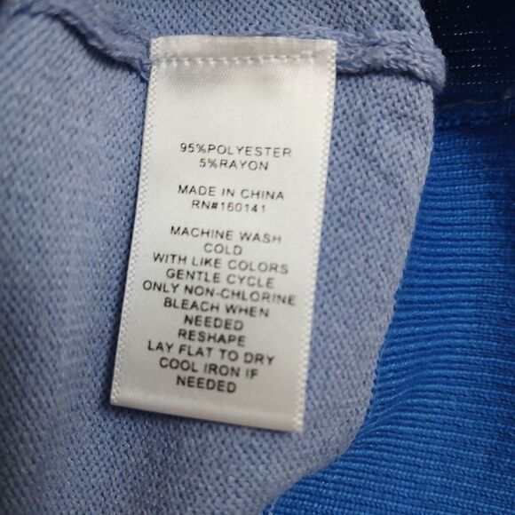 NWT Daily Thread Top Women XLarge Graphic Art Streetwear Soft Knit Floral Casual - Picture 3 of 7